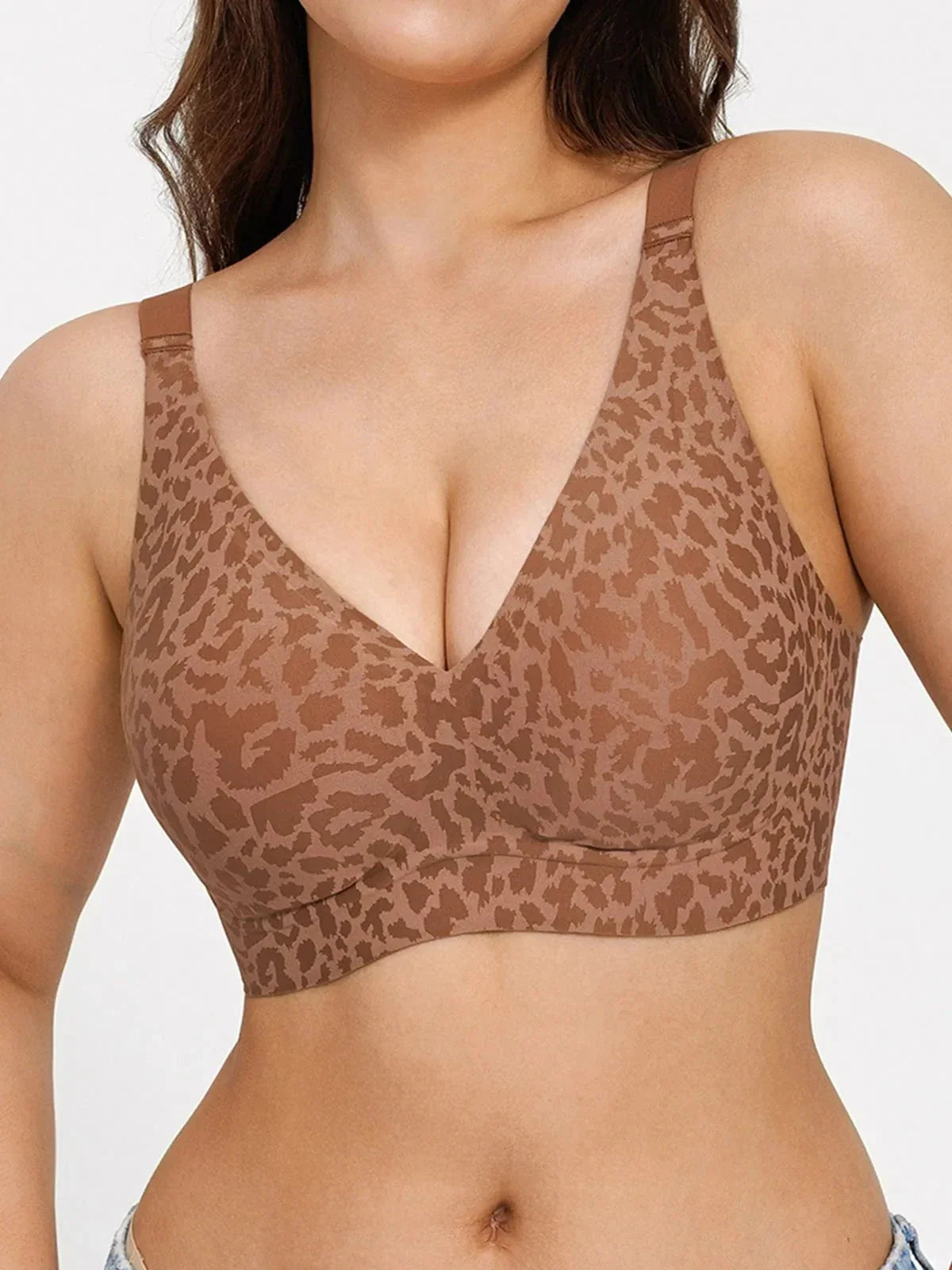 Seamless Elegance Leopard Bra